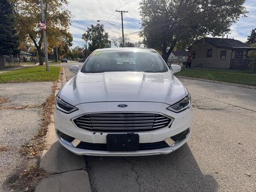 2018 Ford Fusion Hybrid SE
