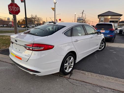 2018 Ford Fusion Hybrid SE