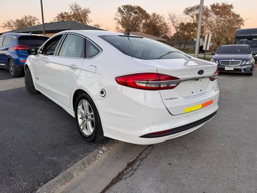 2018 Ford Fusion Hybrid SE