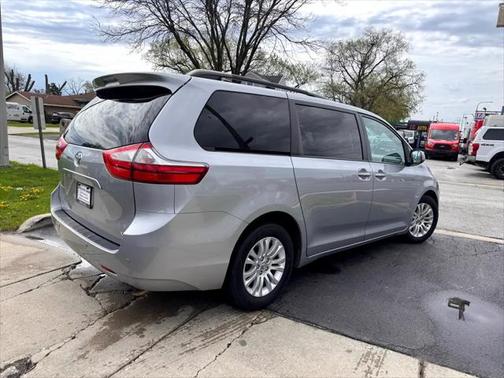 2015 Toyota Sienna XLE Premium