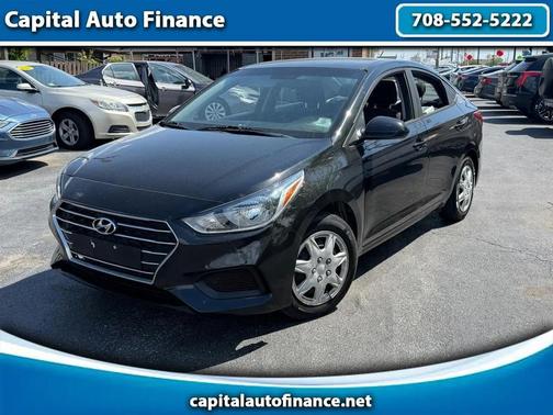 Absolute Black Pearl 2019 Hyundai Accent SE