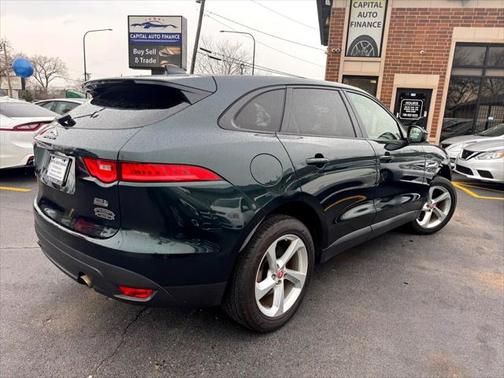 2018 Jaguar F-PACE 25t Premium