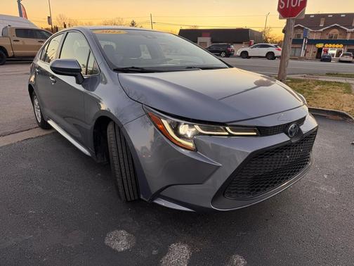 2022 Toyota Corolla Hybrid LE