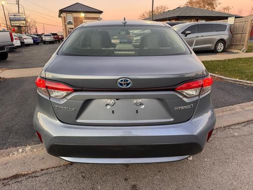 2022 Toyota Corolla Hybrid LE