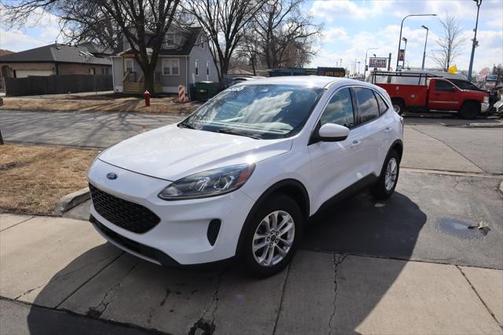 2020 Ford Escape SE
