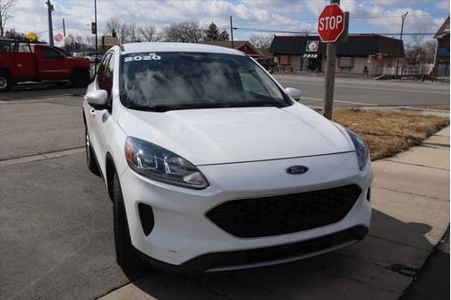 2020 Ford Escape SE