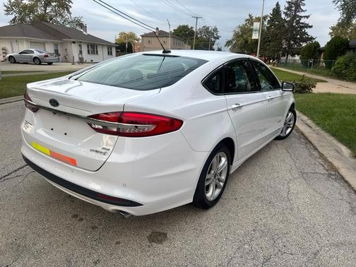 2018 Ford Fusion Hybrid SE