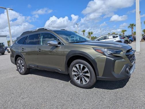 Autumn Green Metallic Crystal Black Silica 2025 Subaru Outback Touring XT
