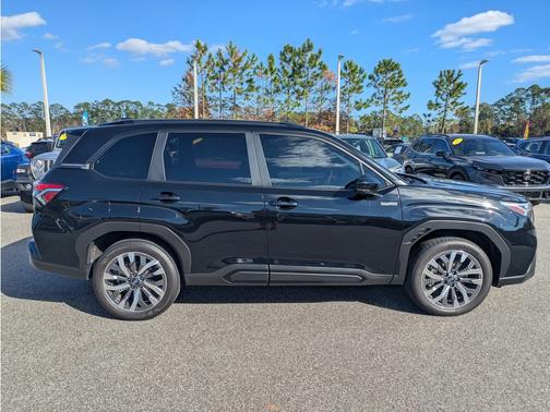 Crystal Black Silica 2025 Subaru Forester Touring Hybrid