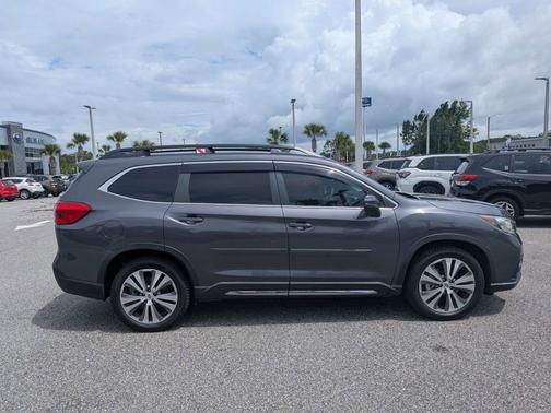Magnetite Gray Metallic 2022 Subaru Ascent Limited