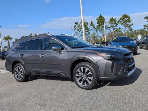 2025 Subaru Outback Touring XT