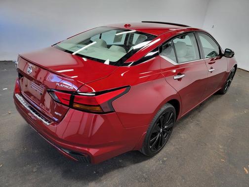 2020 Nissan Altima 2.5 Platinum