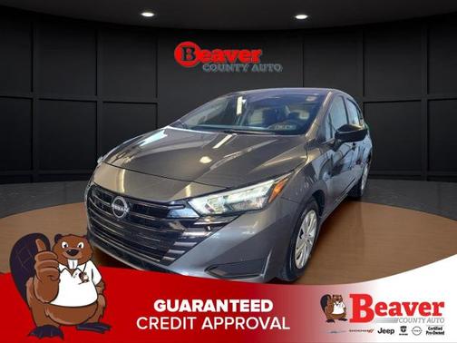 Gun Metallic 2025 Nissan Versa 1.6 S