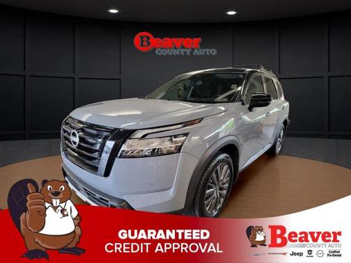 Gray 2 Tone 2022 Nissan Pathfinder SL