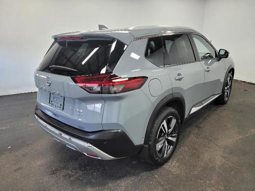 2022 Nissan Rogue Platinum