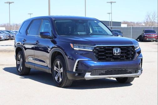 2025 Honda Pilot EX L AWD 4dr SUV