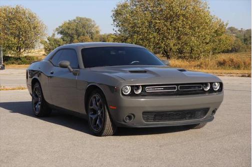 2017 Dodge Challenger SXT