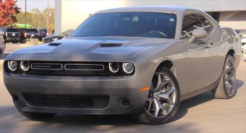 2017 Dodge Challenger SXT