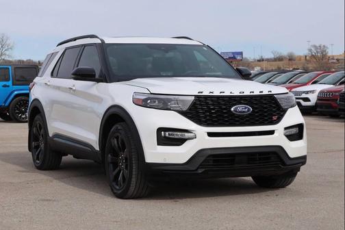 2023 Ford Explorer ST