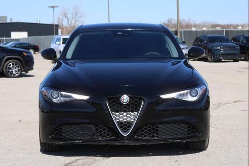 2020 Alfa Romeo Giulia Base