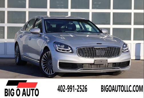 2020 Kia K900 Luxury