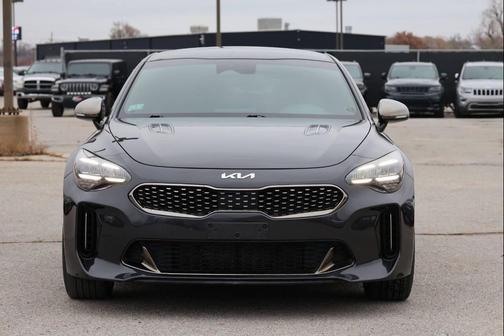 2022 Kia Stinger GT-Line