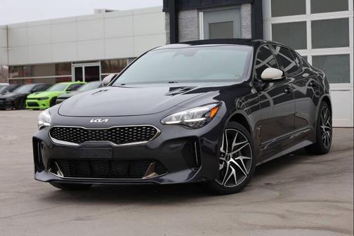 2022 Kia Stinger GT-Line