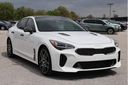 2022 Kia Stinger GT2