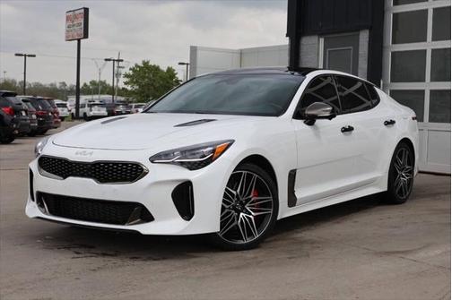 2022 Kia Stinger GT2