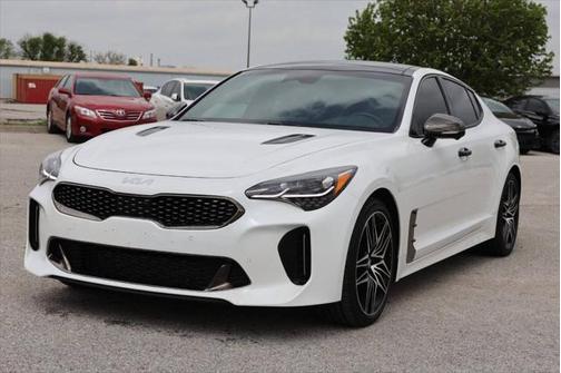 2022 Kia Stinger GT2