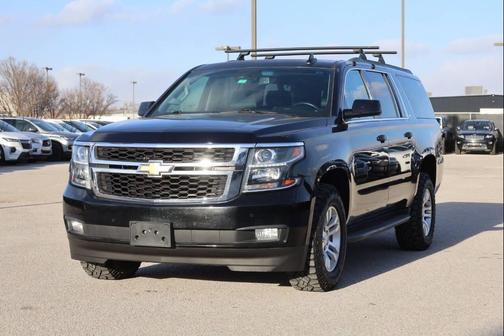 2016 Chevrolet Suburban LT