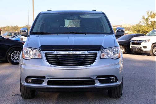 2012 Chrysler Town & Country Touring-L