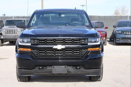 2018 Chevrolet Silverado 1500 Custom