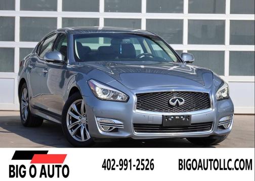 2018 INFINITI Q70 3.7 LUXE