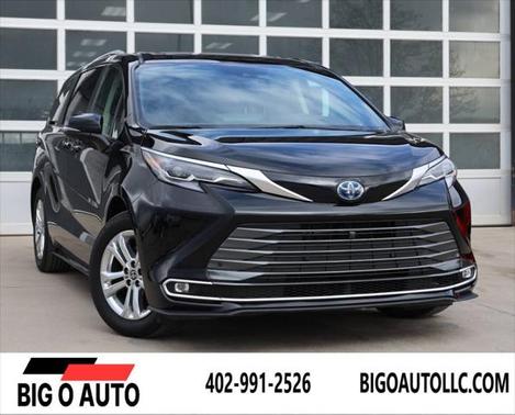 2021 Toyota Sienna Platinum 7 Passenger
