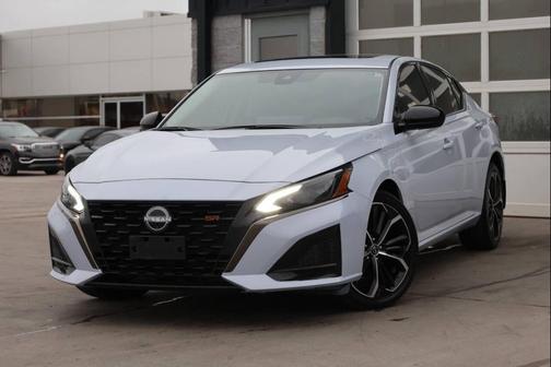 2023 Nissan Altima SR Intelligent AWD
