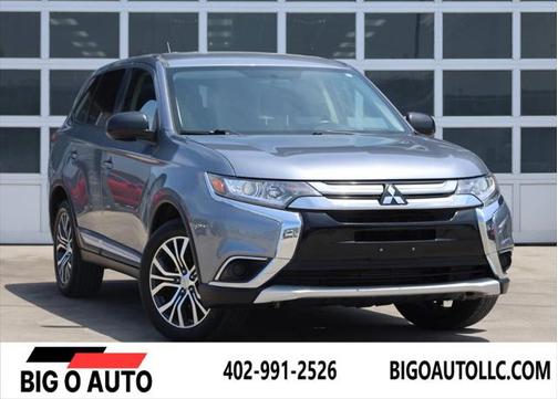 2016 Mitsubishi Outlander ES