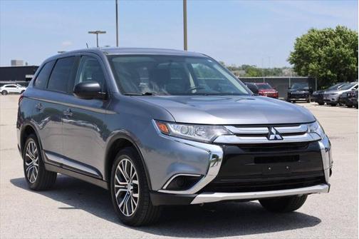 2016 Mitsubishi Outlander ES