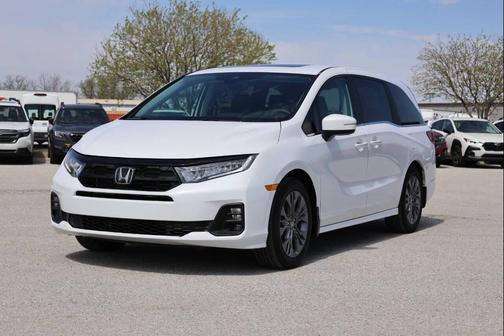 White 2026 Honda Odyssey Touring