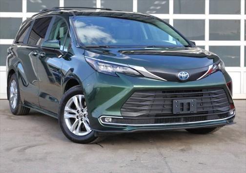 2024 Toyota Sienna XLE 7 Passenger