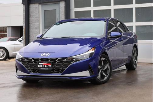 2022 Hyundai ELANTRA SEL