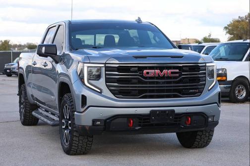 2023 GMC Sierra 1500 AT4