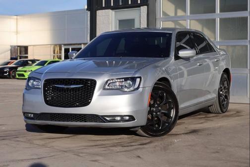2020 Chrysler 300 S