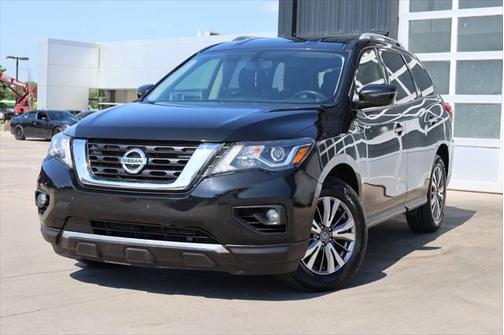 2018 Nissan Pathfinder SV