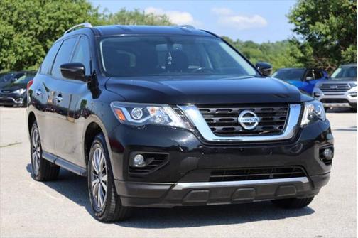 2018 Nissan Pathfinder SV