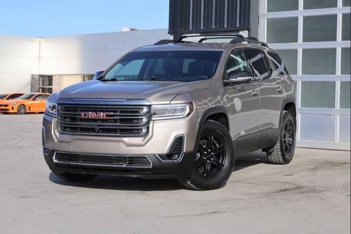 2022 GMC Acadia AWD AT4