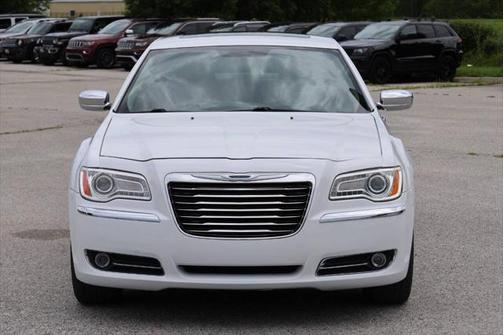 2012 Chrysler 300 Limited