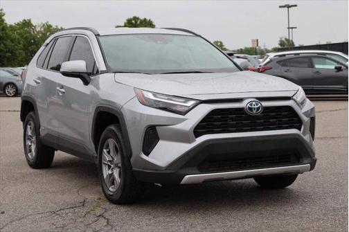 2024 Toyota RAV4 Hybrid XLE