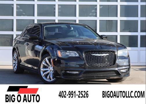 2017 Chrysler 300 Limited