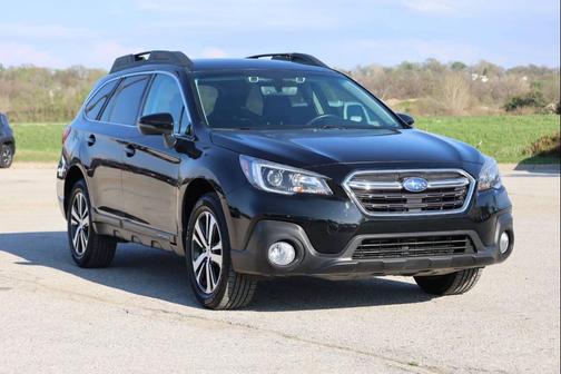 Black 2019 Subaru Outback 2.5i Limited